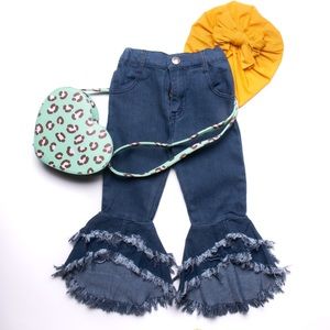 Frayed kids (girls) jeans
